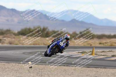 media/Nov-16-2025-Race Pace (Sun) [[8c5fa54630]]/Non Verified Riders (1st 20 Minutes)/5-Turn 15 (110pm)/